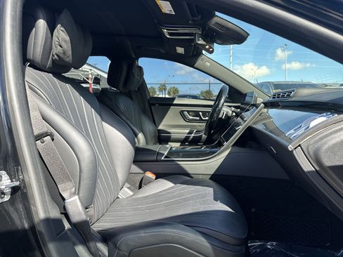 Used 2022 Mercedes-Benz S 500 4MATIC image 26