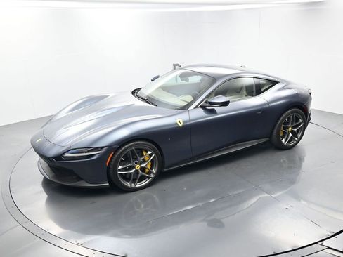 Used 2021 Ferrari Roma image 31