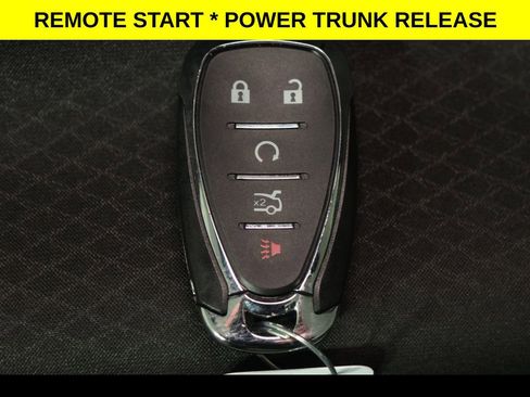 Used 2022 Chevrolet Malibu RS FWD image 6