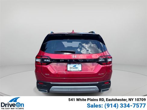 Used 2023 Honda Pilot Elite image 5