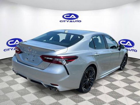 Used 2024 Toyota Camry XSE FWD image 5