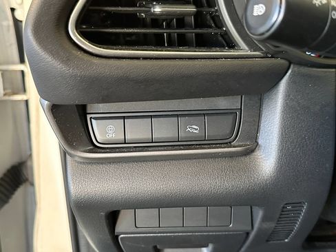 Used 2023 MAZDA CX-30 AWD 2.5 S w/ Select Package image 18