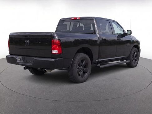 Used 2017 RAM 1500 Express w/ Black Ram 1500 Express Group RWD image 4