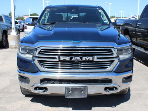 Used 2022 RAM 1500 Laramie AWD/4WD image 3
