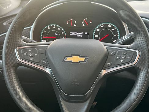 Used 2024 Chevrolet Malibu LT image 28
