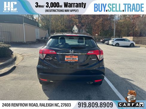 Used 2022 Honda HR-V LX image 4