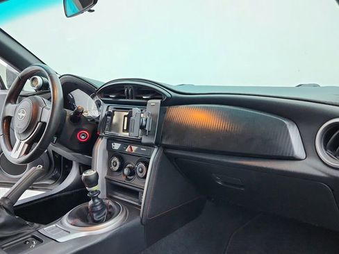 Used 2014 Scion FR-S image 24