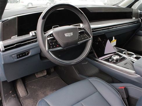 New 2025 Cadillac Escalade IQ Sport 2 image 15