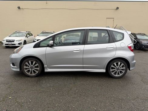 Used 2013 Honda Fit Sport image 4