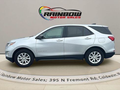 Used 2018 Chevrolet Equinox LS AWD/4WD image 5