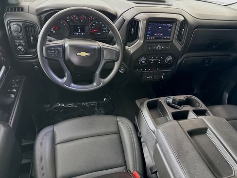 Used 2025 Chevrolet Silverado 1500 W/T w/ WT Safety Package AWD/4WD image 16
