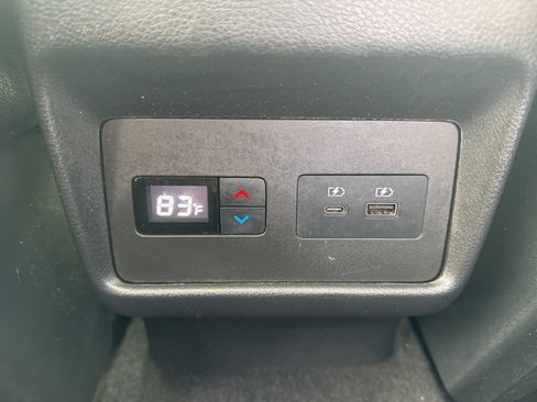 Used 2022 Nissan Rogue SL w/ SL Premium Package image 22