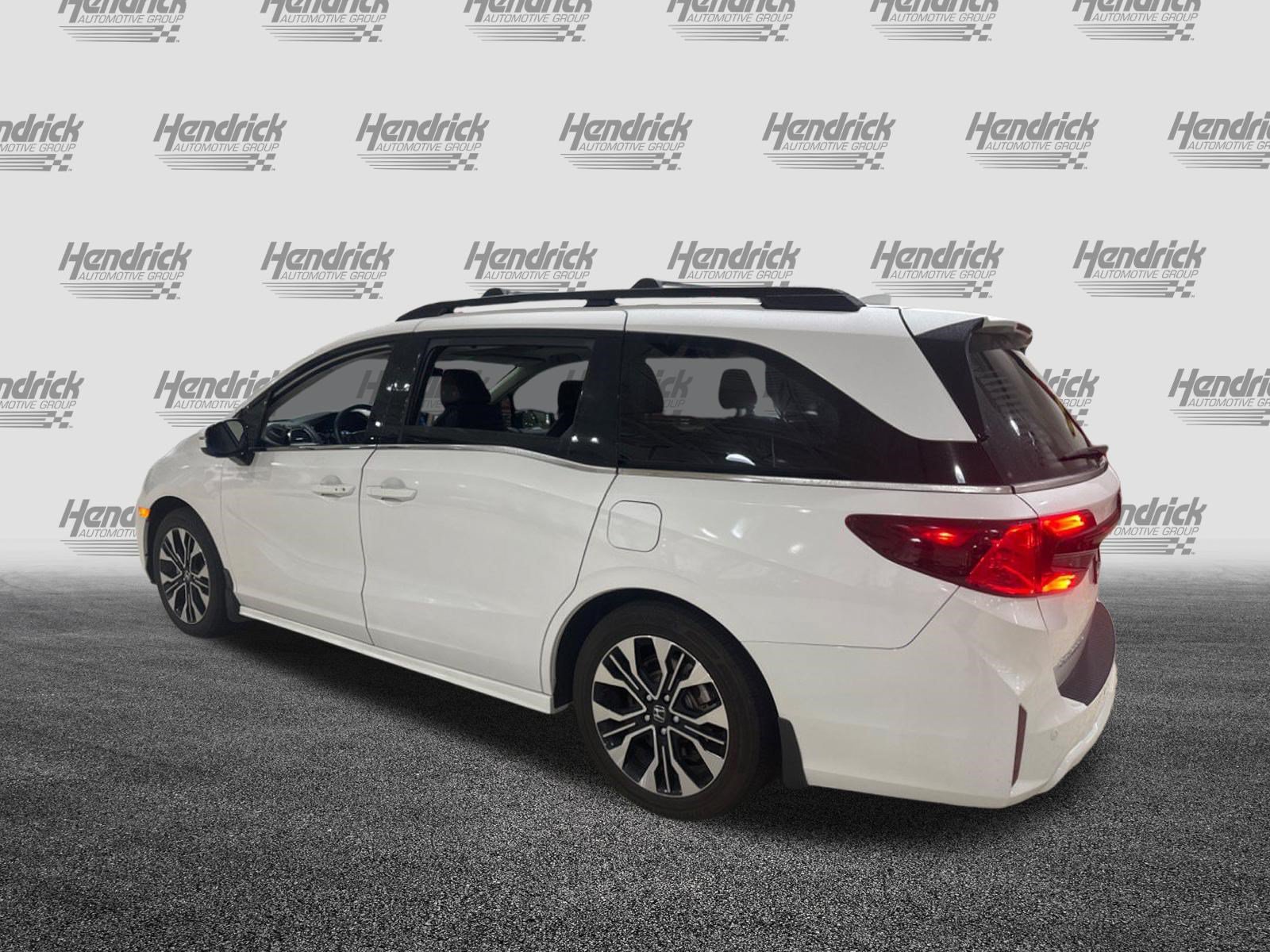 Used 2025 Honda Odyssey Elite image 45
