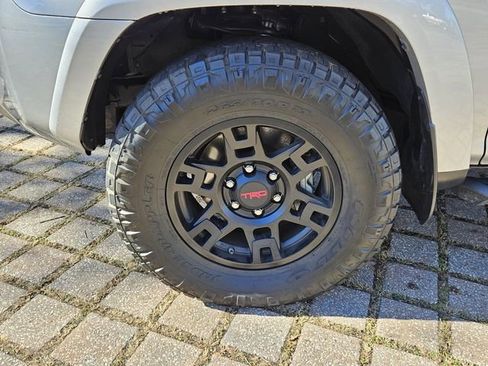 Used 2023 Toyota 4Runner TRD Off-Road Premium w/ Moonroof Package image 9