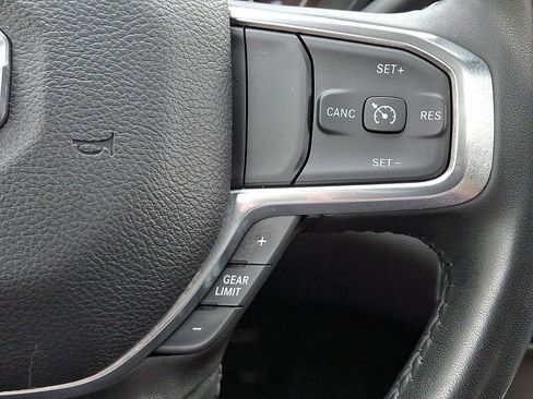 Used 2024 RAM 2500 Laramie AWD/4WD image 24