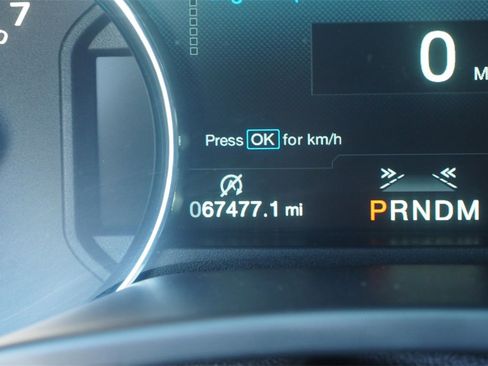 Used 2018 Ford F150 Lariat w/ Equipment Group 502A Luxury image 14