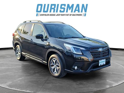 Used 2023 Subaru Forester Premium AWD/4WD image 1