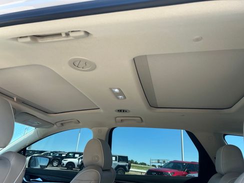 Used 2023 Buick Enclave Avenir w/ Avenir Technology Package FWD image 13