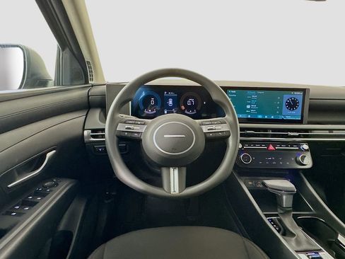 New 2026 Hyundai Tucson SEL image 18