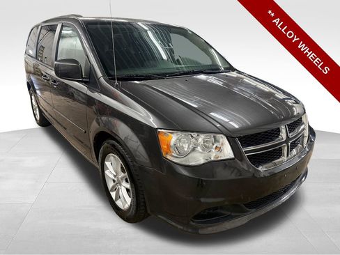 Used 2015 Dodge Grand Caravan SXT w/ Security Group FWD image 9