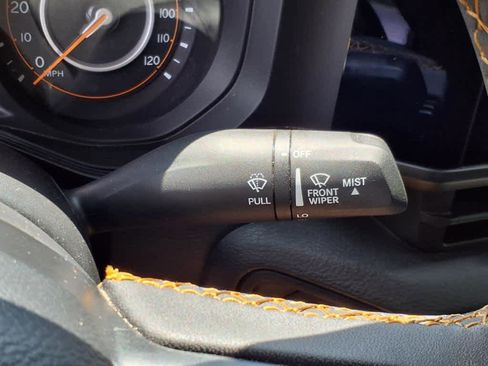 Used 2024 Jeep Gladiator Sport image 28