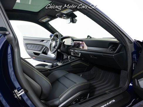 Used 2026 Porsche 911 GTS image 37