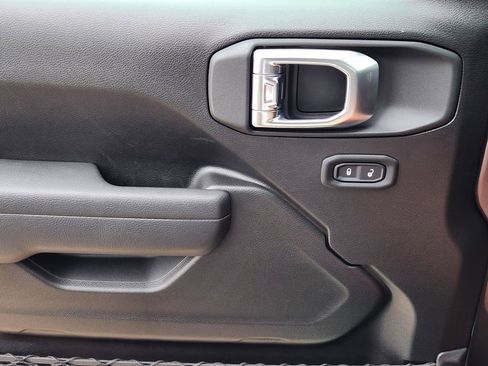 New 2026 Jeep Gladiator Sport AWD/4WD image 16