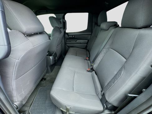 Used 2024 Toyota Tacoma SR image 15