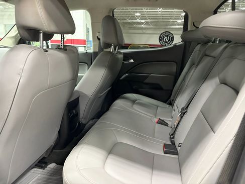 Used 2017 Chevrolet Colorado LT w/ Luxury Package, Chrome AWD/4WD image 21