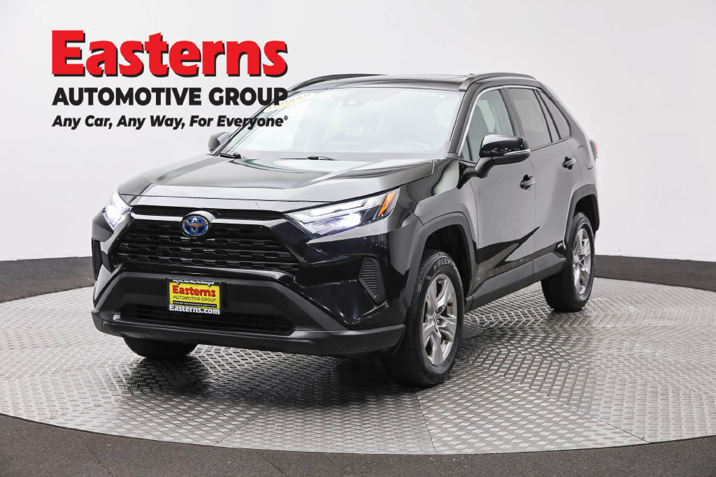 Used 2023 Toyota RAV4 XLE w/ Convenience Package AWD/4WD image 1