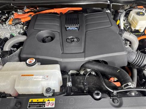 Used 2024 Toyota Tundra TRD Pro AWD/4WD image 9