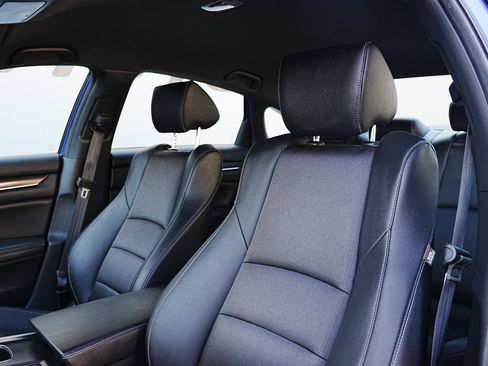 Used 2019 Honda Accord Sport image 10