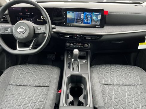 New 2026 Nissan Kicks SV FWD image 4