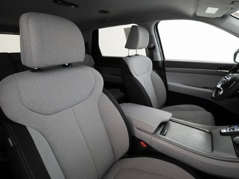 Used 2023 Hyundai Palisade SE image 21