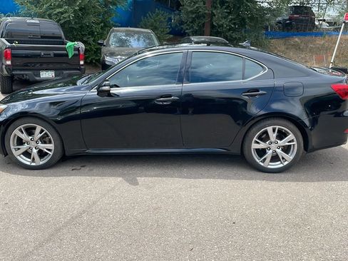 Used 2013 Lexus IS 250 AWD w/ Luxury Plus Pkg Value Edition image 3