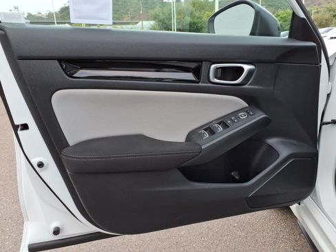 Certified 2025 Honda Civic Sport image 12