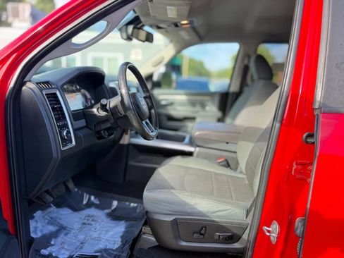 Used 2017 RAM 1500 Big Horn AWD/4WD image 9