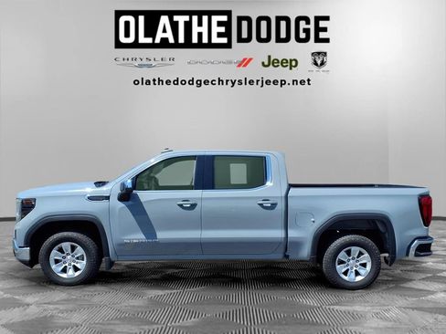 Used 2024 GMC Sierra 1500 SLE RWD image 24
