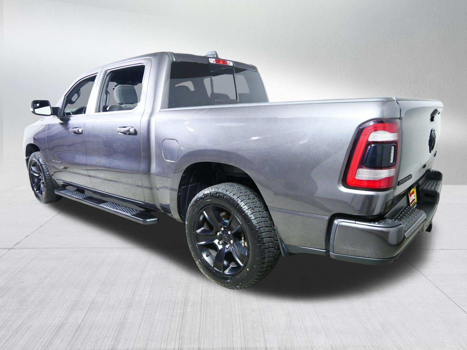 Used 2020 RAM 1500 Big Horn AWD/4WD image 5