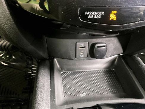 Used 2017 Nissan Rogue S w/ Appearance Package image 32