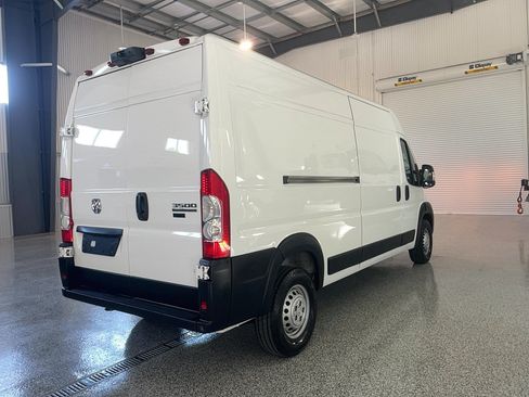 Used 2025 RAM ProMaster 3500 w/ Convenience Group FWD image 7
