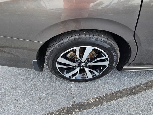 Used 2019 Honda Odyssey Elite image 9