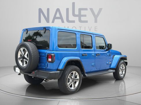 Used 2022 Jeep Wrangler Unlimited Sahara AWD/4WD image 3