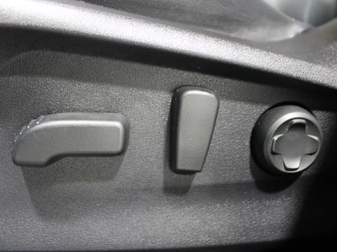 Used 2024 Subaru Ascent Limited AWD/4WD image 4