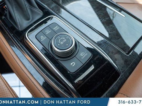 Used 2023 INFINITI QX80 Sensory w/ Cargo Package AWD/4WD image 13