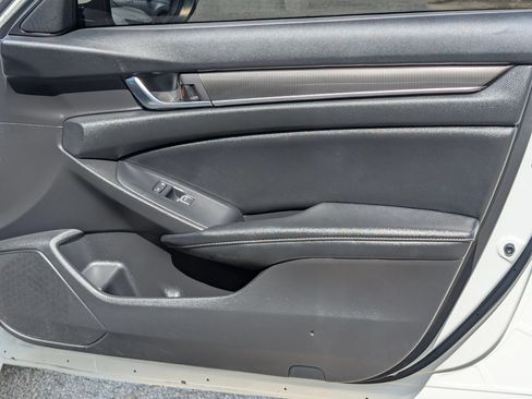 Used 2019 Honda Accord Sport image 36