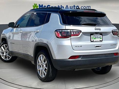 Used 2025 Jeep Compass Limited AWD/4WD image 5