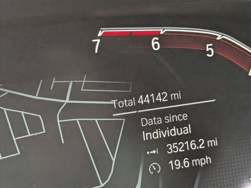 Used 2022 BMW 330i Sedan w/ Driving Assistance Package image 4