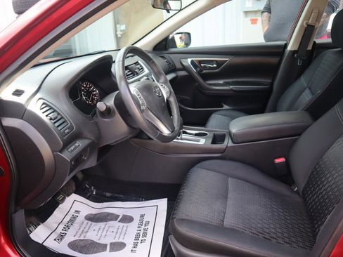 Used 2016 Nissan Altima 2.5 SV FWD image 52