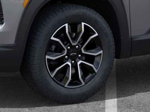New 2026 Chevrolet TrailBlazer ACTIV w/ Driver Confidence Package AWD/4WD image 36